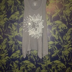 Chic Gray Graphic Tank Top